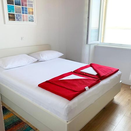 Seafront Rooms Хвар Екстериор снимка
