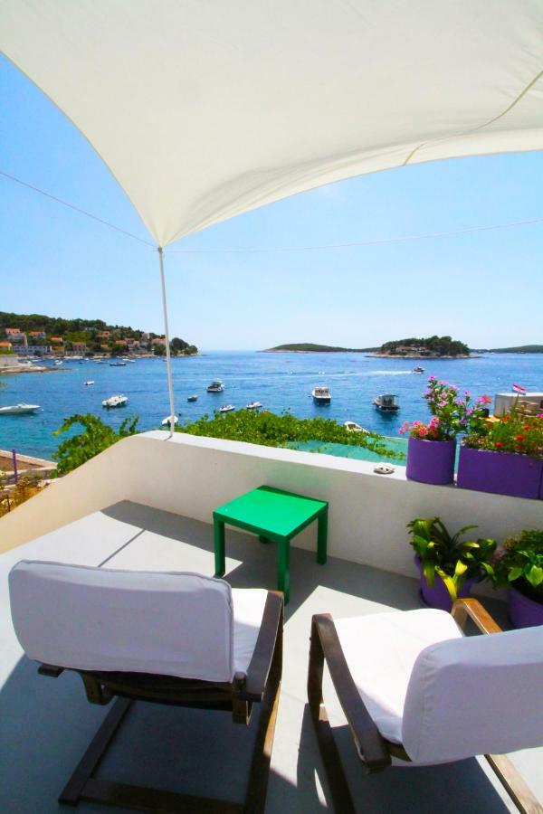 Seafront Rooms Хвар Екстериор снимка
